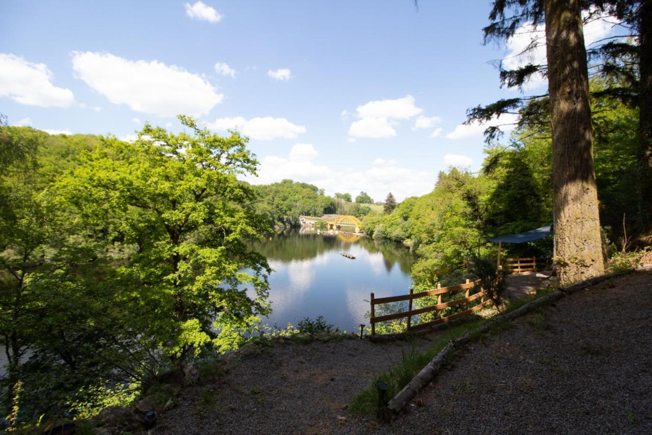 Le Chalet Du Lac Le Chatenet-en-Dognon Esterno foto